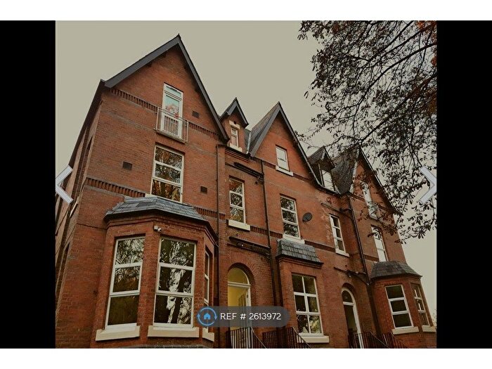 3 Bedroom Flat To Rent In Alexandra Road South, Manchester, M16