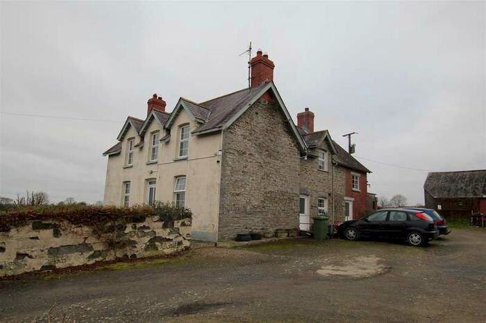 4 Bedroom Property For Sale In Penrherber, Newcastle Emlyn, SA38