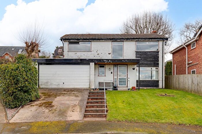 4 Bedroom Detached House For Sale In The Crescent, Utkinton, CW6