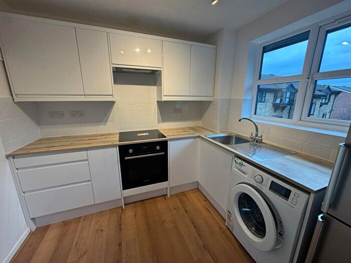 2 Bedroom Flat To Rent In Selwyn Court, Yunus Khan Close, London, E17