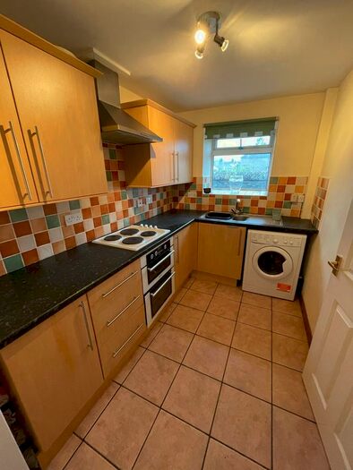 1 Bedroom Flat To Rent In B Watergate, Brecon, LD3