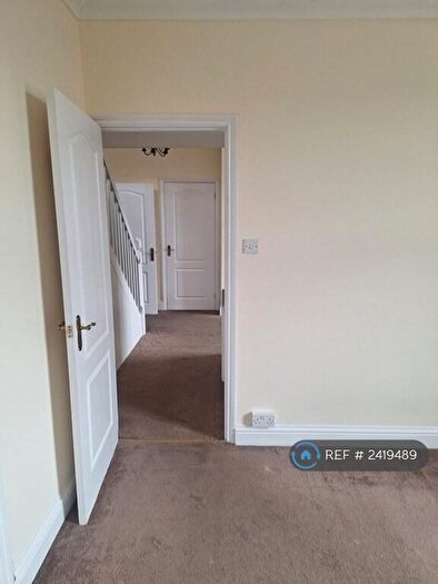 3 Bedroom Flat To Rent In Rosemary Road, Clacton-On-Sea, CO15