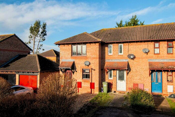 1 Bedroom Detached House To Rent In Brearley Avenue, Oldbrook, MK6