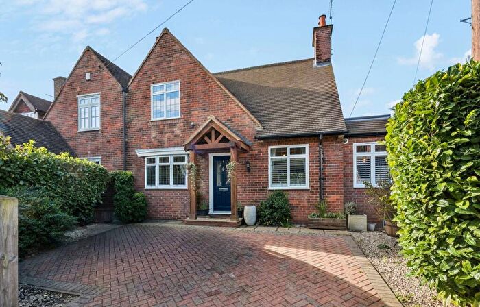 2 Bedroom Semi Detached House For Sale In Shepherds Lane, Beaconsfield, HP9