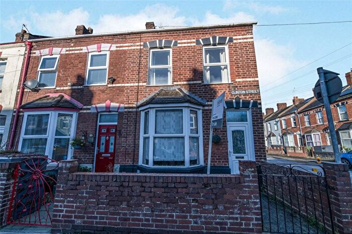3 Bedroom End Terrace House For Sale In Clinton Street, Exeter, Devon, EX4