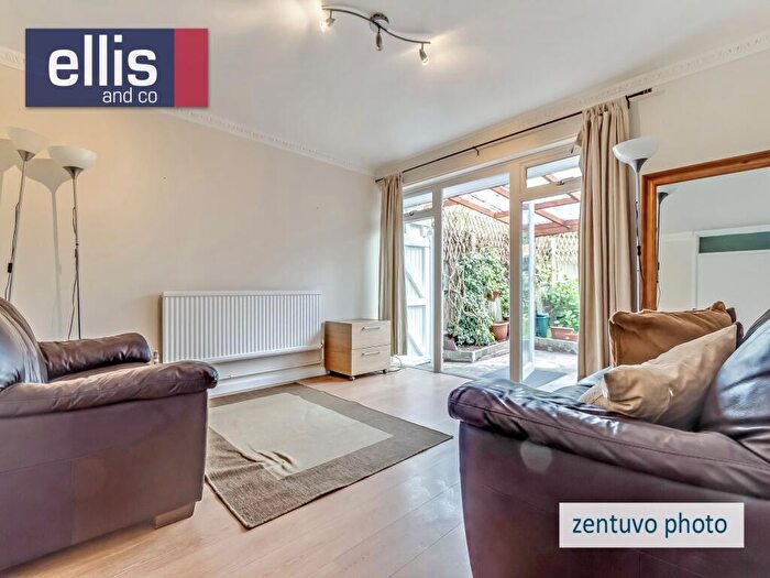 3 Bedroom End Of Terrace House To Rent In Marley Walk, Willesden Green, NW2