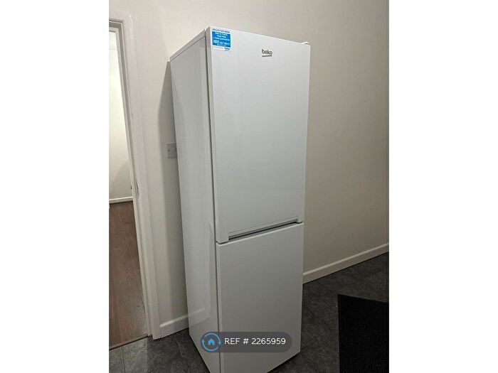 1 Bedroom Semi-Detached House To Rent In Carr Road, London, E17