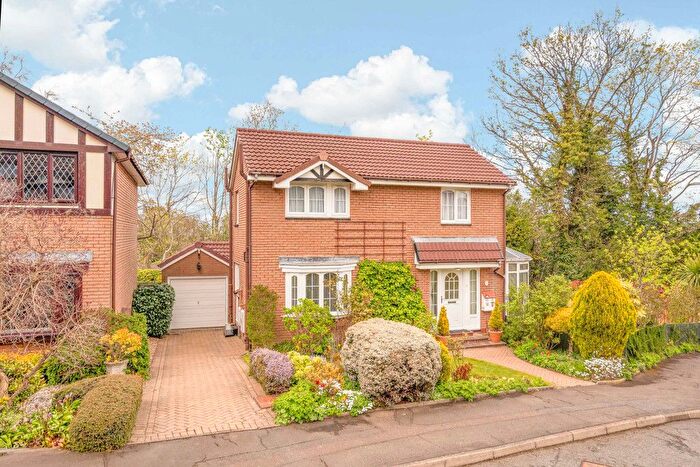 3 Bedroom Detached House For Sale In The Gallolee, Colinton, Edinburgh, EH13