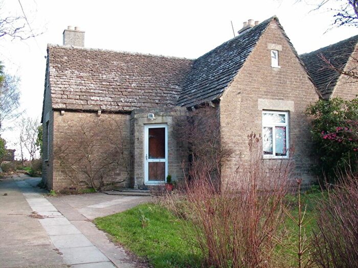 2 Bedroom Semi Detached House To Rent In , SN13