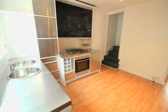 3 Bedroom Terraced House To Rent In Cecil StreetLentonNottingham, NG7