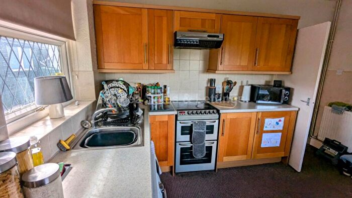 2 Bedroom Detached Bungalow For Sale In Robertson Road, North Hykeham, LN6