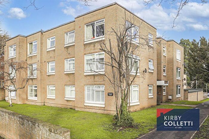 1 Bedroom Flat To Rent In Ashleigh Court, Rawdon Drive, Hoddesdon, EN11