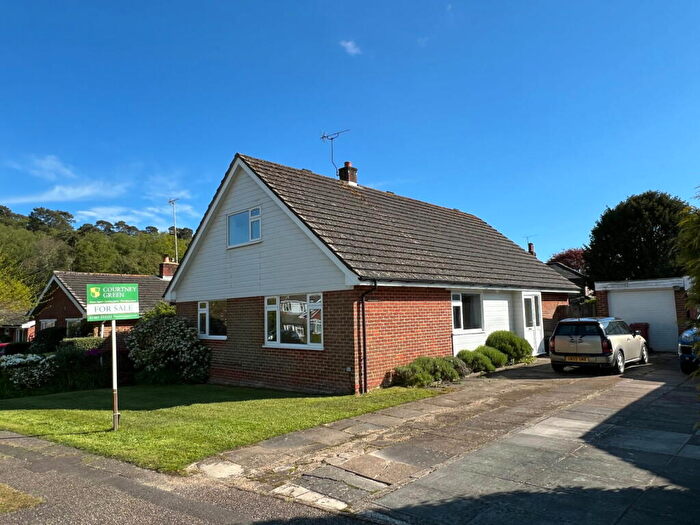 4 Bedroom Detached House For Sale In School Close, Fittleworth, Pulborough, RH20