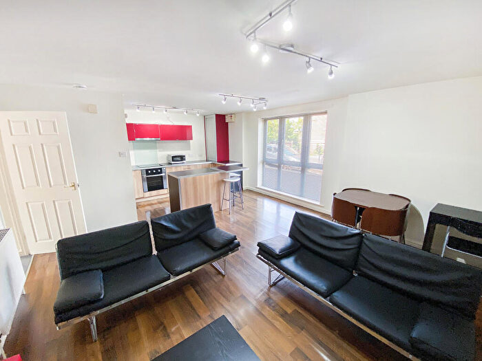 2 Bedroom Flat To Rent In Bramwell Court, Sheffield, S3