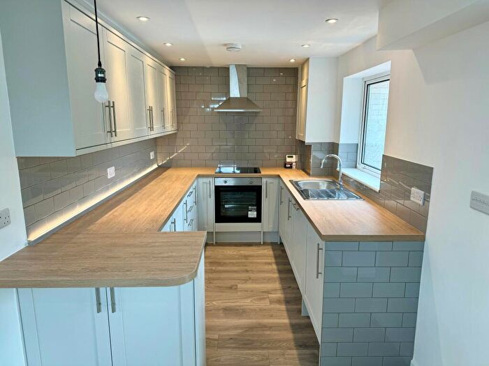 5 Bedroom Semi-Detached House To Rent In Chanctonbury Road, Rustington, BN16