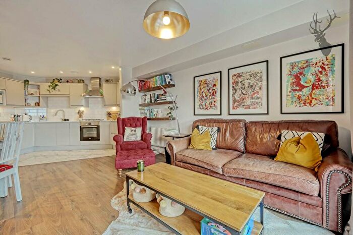 2 Bedroom Apartment To Rent In Heart Of Bow, Pancras Way, Bow, E3