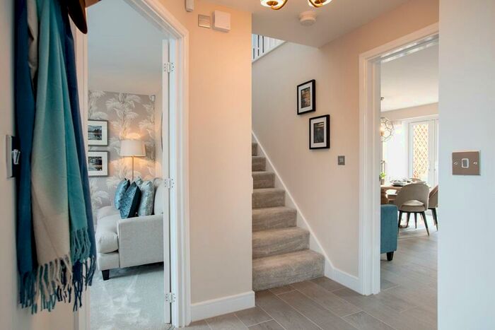 4 Bedroom Detached House For Sale In Holbrook Lane, Coventry, CV6