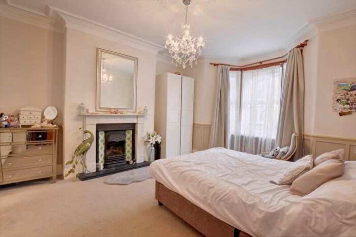 2 Bedroom Flat To Rent In Ashleigh Grove, Newcastle Upon Tyne, NE2