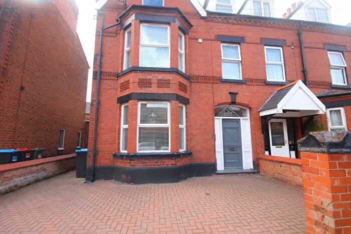 1 Bedroom Flat To Rent In Halkyn Road, Hoole, CH2
