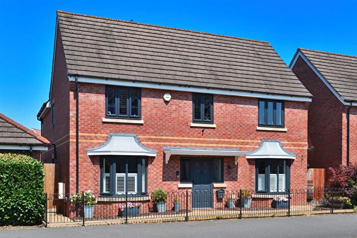 5 Bedroom Detached House For Sale In Bullingham Lane, Hereford, HR2