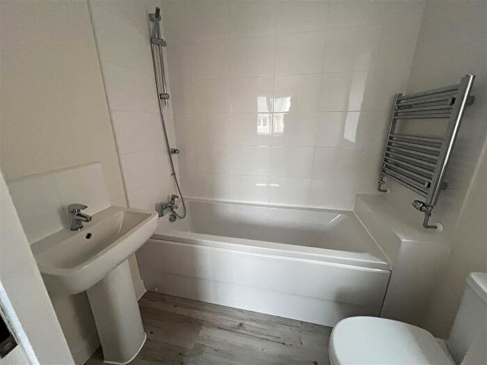 2 Bedroom Semi-Detached House To Rent In Jasmine Crescent, Holbeach, Spalding, PE12