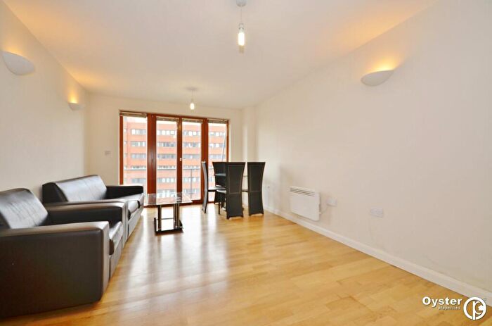 2 Bedroom Flat To Rent In Ilford Hill, Icon Building, IG1