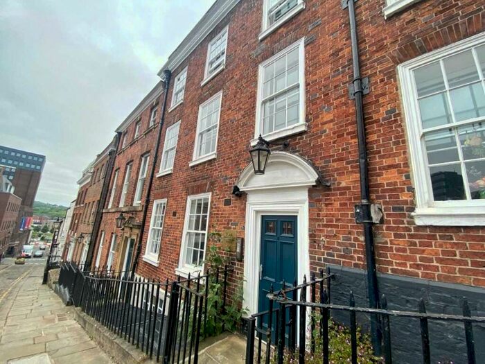 1 Bedroom Apartment To Rent In Paradise Square, Sheffield, South Yorkshire, S1