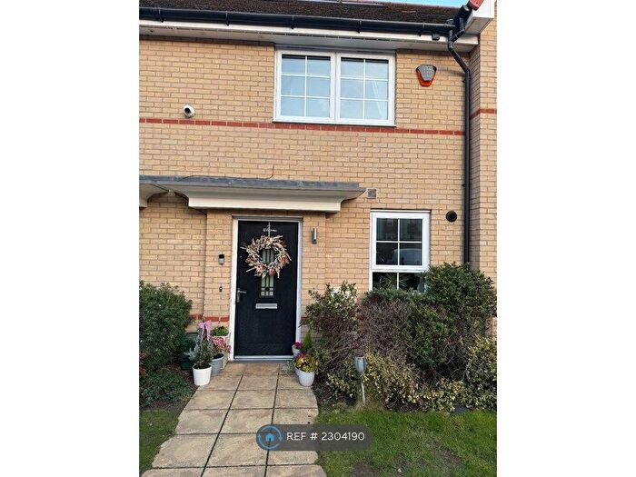 2 Bedroom Terraced House To Rent In Woodbridge Way, Stanford-Le-Hope, SS17