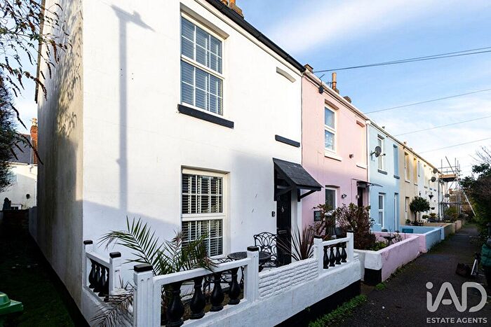2 Bedroom End Of Terrace House For Sale In Palace Cottages, Exmouth, EX8