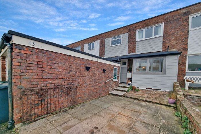 2 Bedroom Terraced House For Sale In Totton Walk, Warren Park, PO9