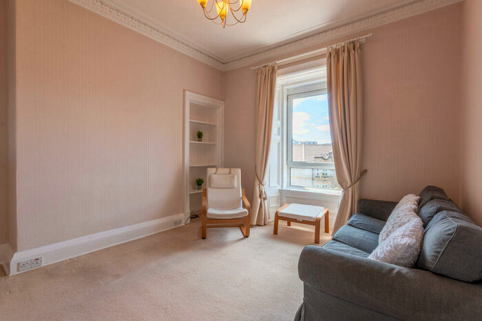 1 Bedroom Flat To Rent In McDonald Road Edinburgh United Kingdom, EH7