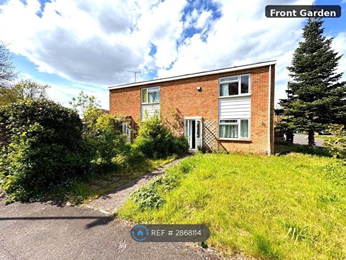 2 Bedroom Semi Detached House To Rent In Sheldrake Drive, Bristol Area, BS16