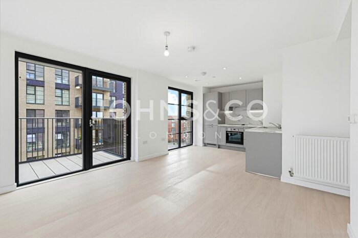 1 Bedroom Apartment To Rent In Sterling Place, New Malden, London, KT3