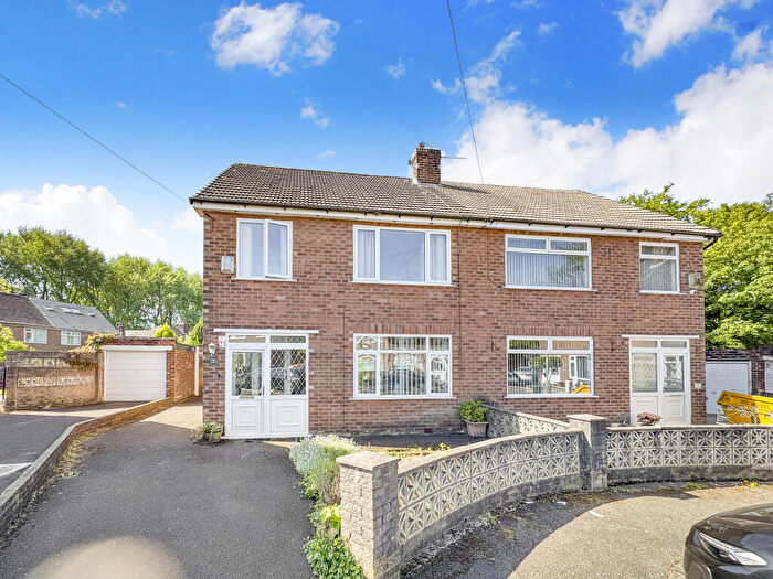 3 Bedroom Semi-Detached House For Sale In Selkirk Drive, Manchester, M9