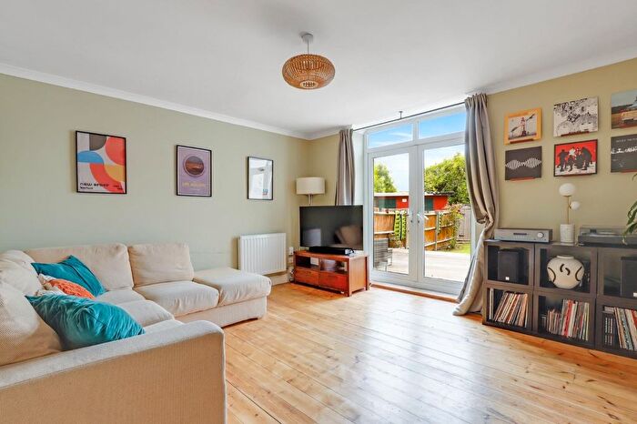 1 Bedroom Flat For Sale In Anerley Park, Anerley, London, SE20