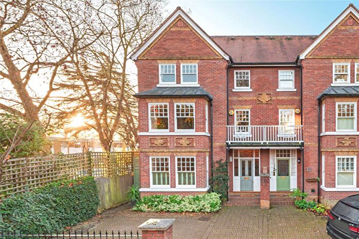 6 Bedroom Semi-Detached House For Sale In Waldegrave Park, Twickenham, TW1
