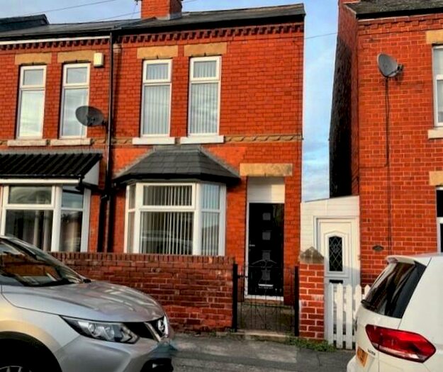 2 Bedroom End Of Terrace House To Rent In James Street, Worksop, S81