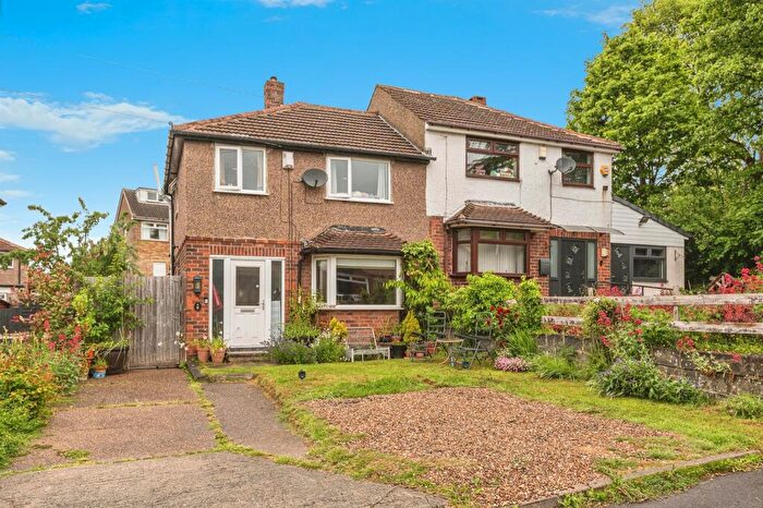 2 Bedroom Semi Detached House For Sale In Grosvenor Avenue, Lepton, Huddersfield, HD8