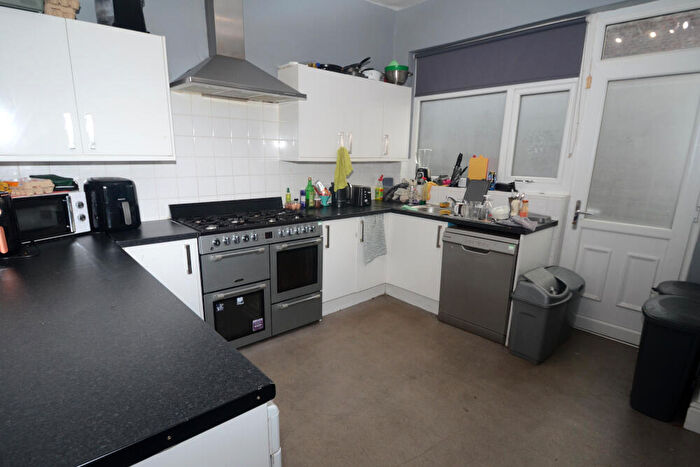 7 Bedroom Semi Detached House To Rent In Argyle Avenue, Victoria Park, Manchester, M14