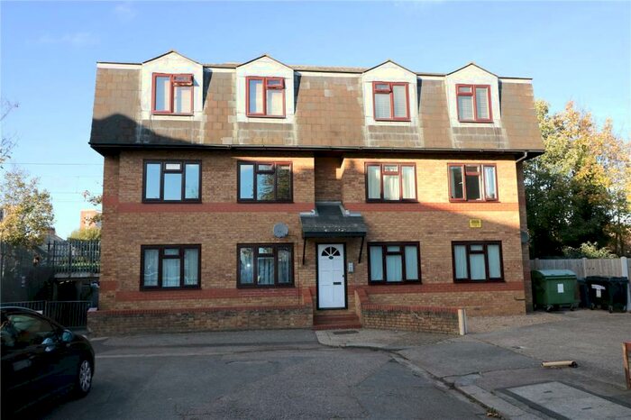 1 Bedroom Apartment To Rent In Hastings Road, Southend-on-Sea, Essex, SS1