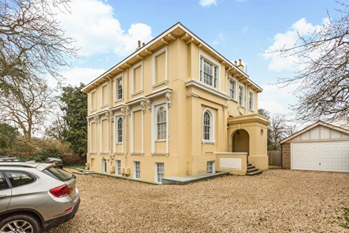 1 Bedroom Flat To Rent In Lansdown Parade Cheltenham, GL50