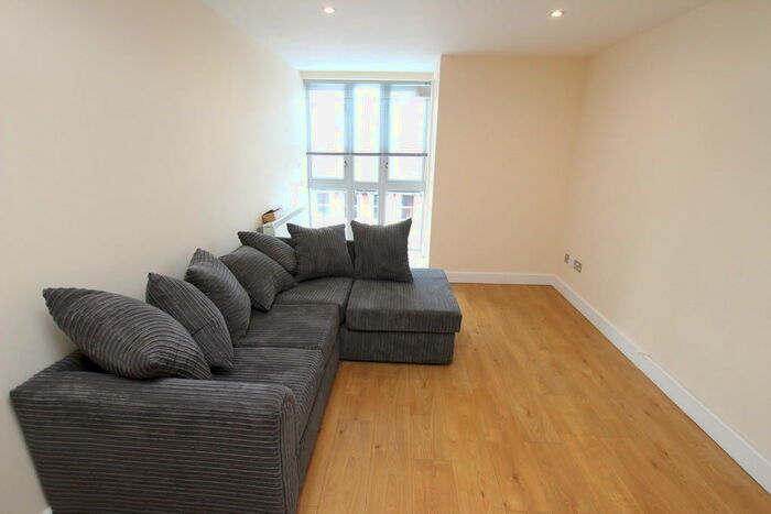 2 Bedroom Apartment To Rent In Ropewalk Court, Nottingham, NG1