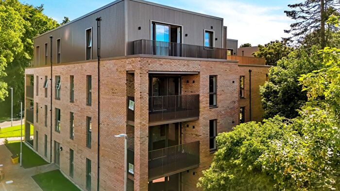 2 Bedroom Flat For Sale In Plot, Jordanhill Park, Jordanhill, G13