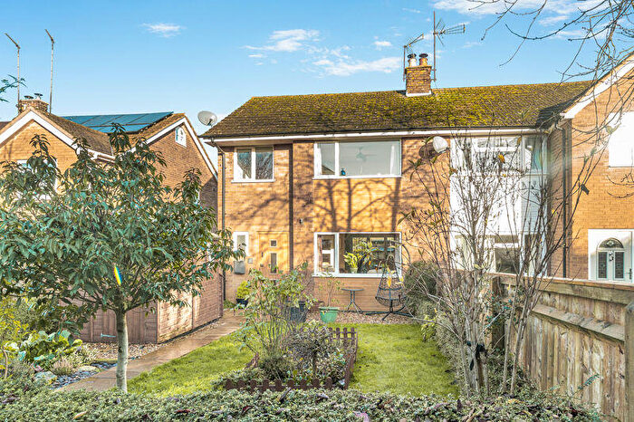 3 Bedroom Semi Detached House For Sale In Dashwood Rise, Duns Tew, OX25