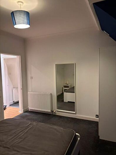 2 Bedroom Flat To Rent In Parkhead Loan, Edinburgh, EH11