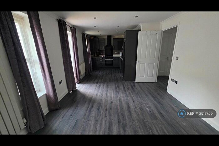 2 Bedroom Flat To Rent In Sudbury Court, Romford, RM6