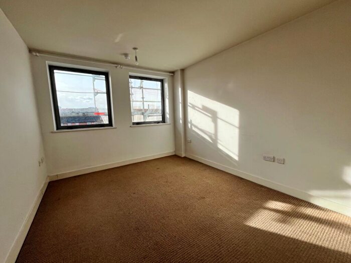 2 Bedroom Apartment To Rent In Quartz, Hall Street, B18