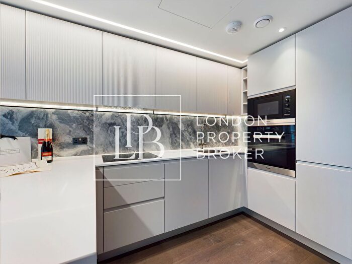 2 Bedroom Flat To Rent In Fountain Park Way, White City, London, W12