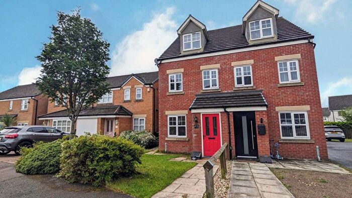 3 Bedroom Semi-Detached House For Sale In Beacon Green, Skelmersdale, WN8