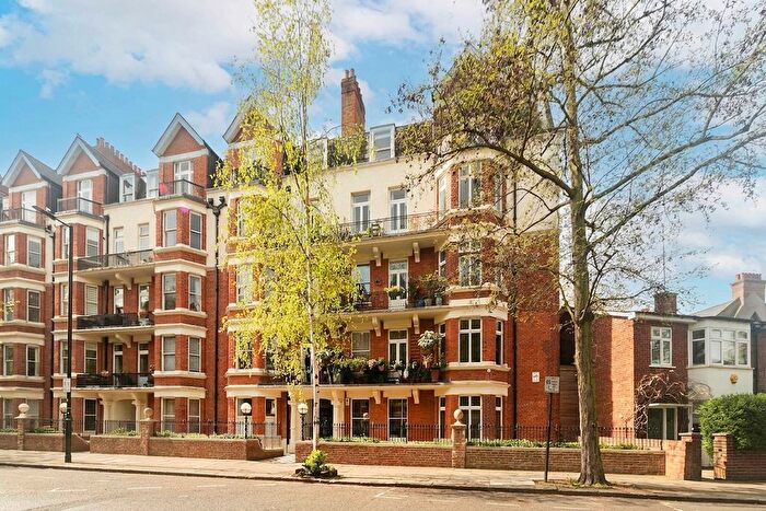 3 Bedroom Flat To Rent In Wymering Mansions, Maida Vale, W9